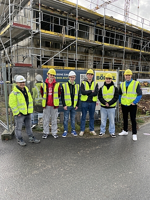 Ibb bildet aus. Steig' ein! 2024